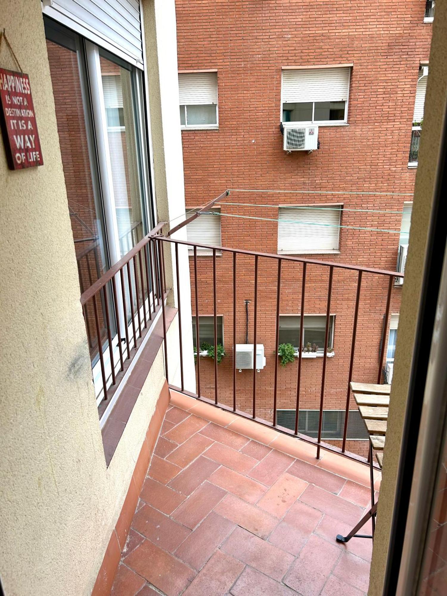 Apartment Carrer D'Olesa Barcelona Exterior photo